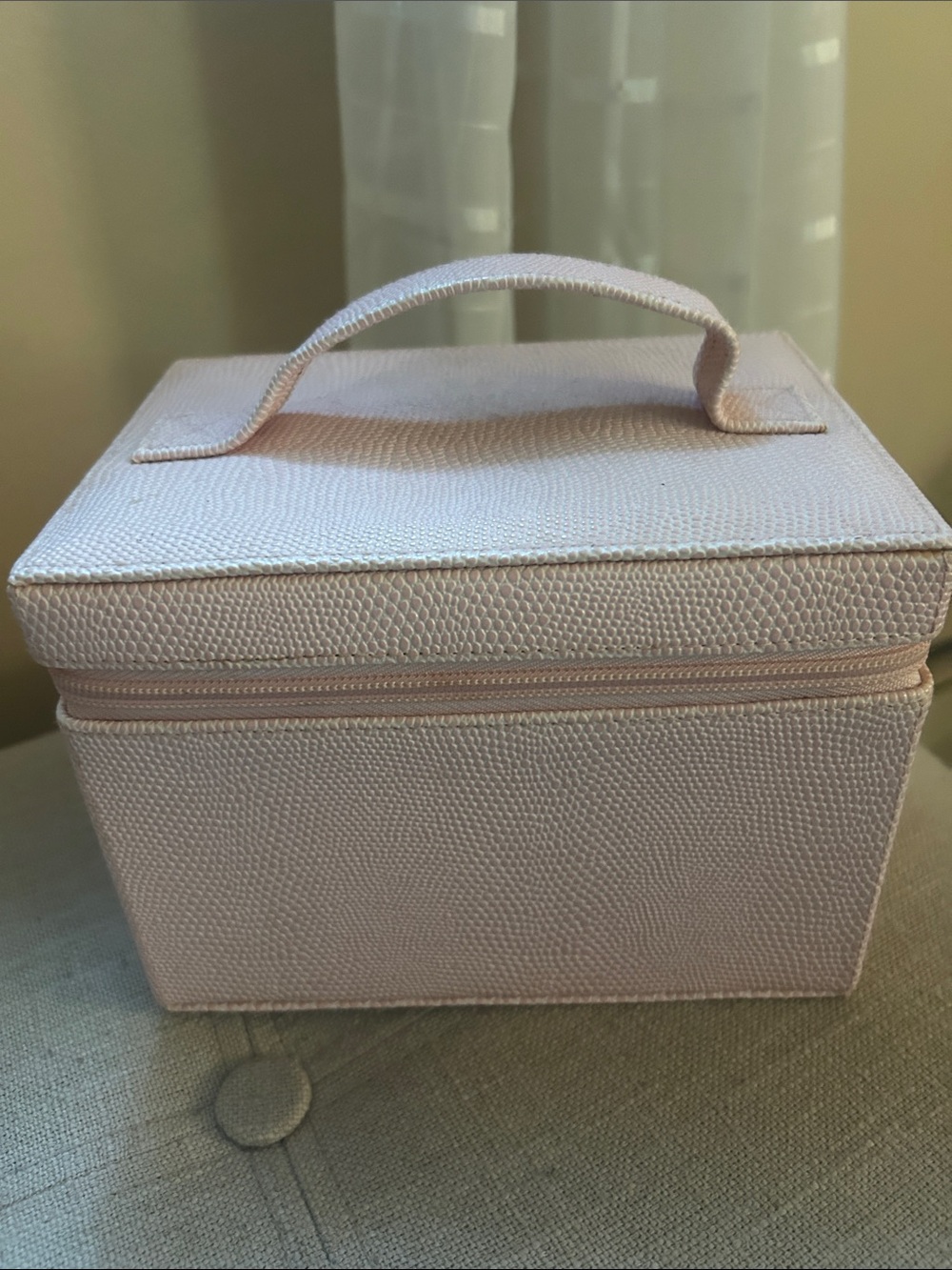 Ralph Lauren, romance Jewelry or Makeup Travel Case with Top Handle
